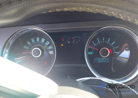 2013 Ford Mustang z USA, uszkodzony, nr VIN 1ZVBP8AM0D5280044